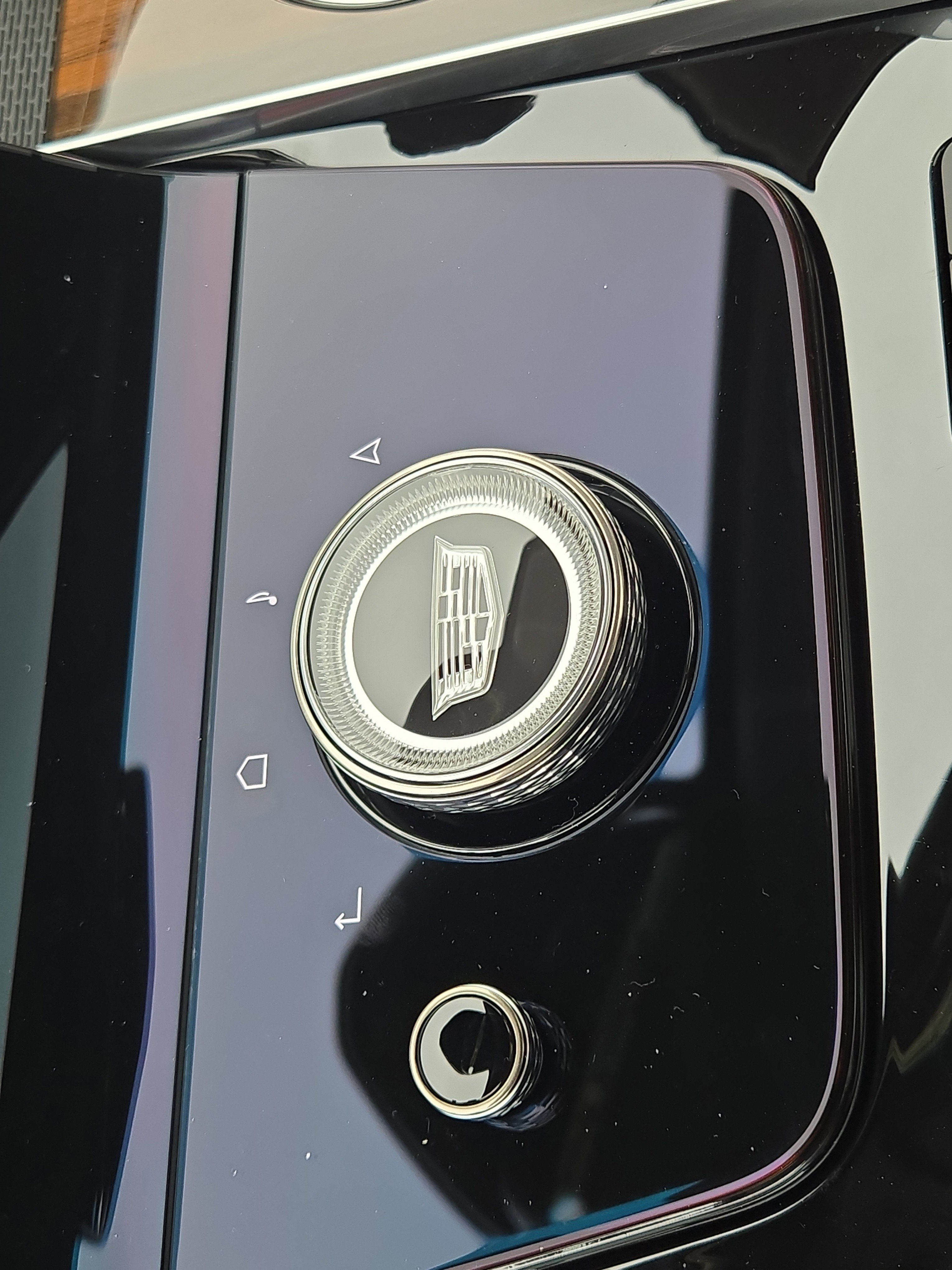 New 2026 Cadillac Escalade Platinum Sport image 31