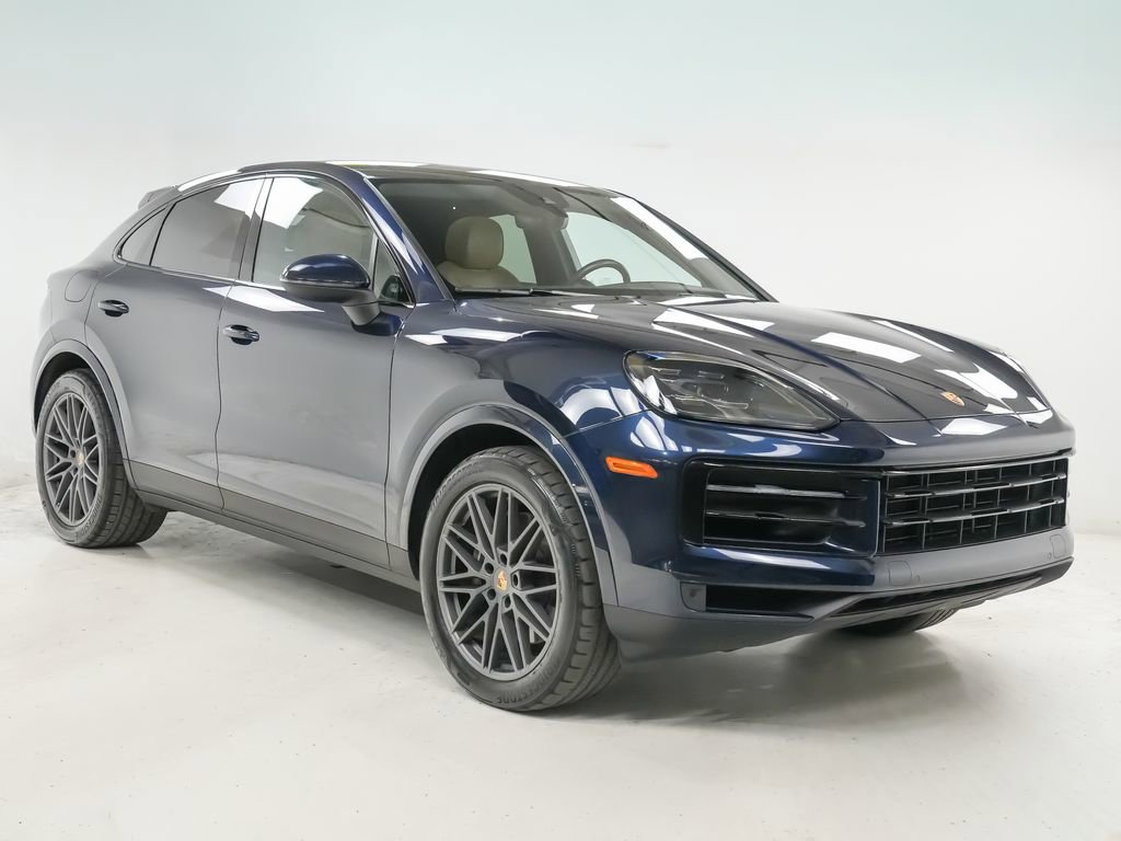 Certified 2024 Porsche Cayenne Coupe AWD/4WD image 8