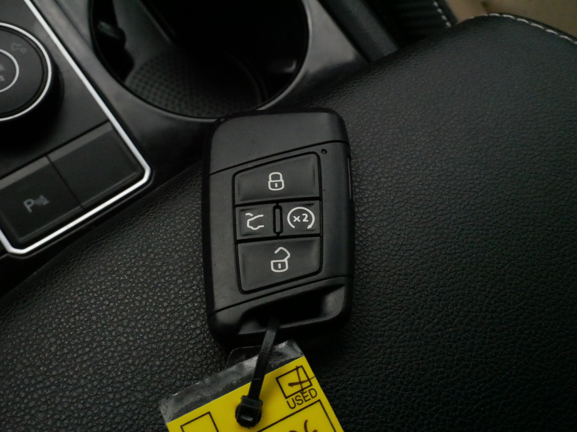 Certified 2023 Volkswagen Atlas Cross Sport SE AWD/4WD image 30