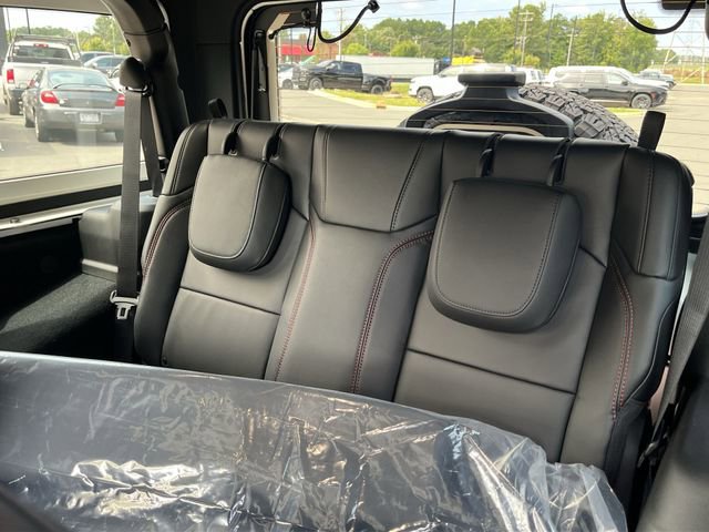 New 2025 Jeep Wrangler Rubicon AWD/4WD image 28