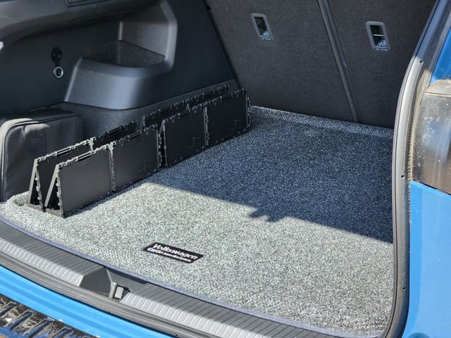 New 2026 Volkswagen Tiguan SE R-Line image 30