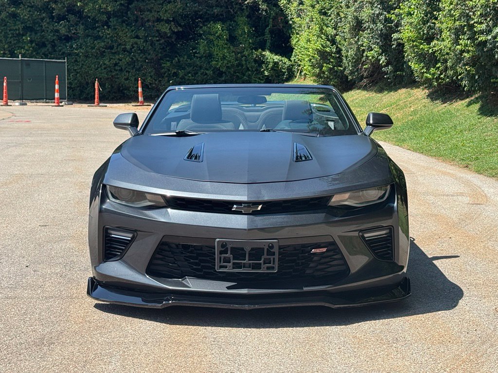 Used 2017 Chevrolet Camaro SS RWD image 3