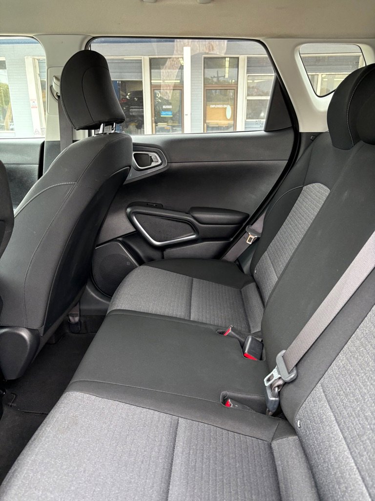 Used 2021 Kia Soul S image 13