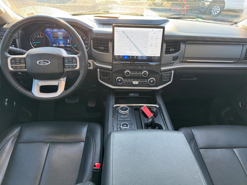 Used 2022 Ford Expedition Max XLT image 17