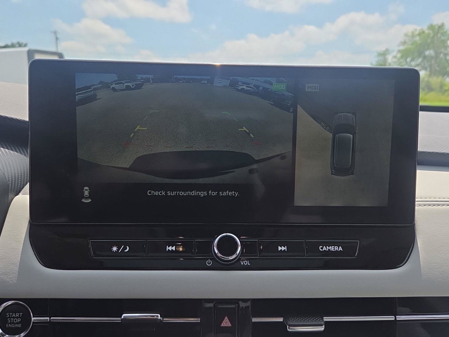 Used 2025 Mitsubishi Outlander AWD image 24