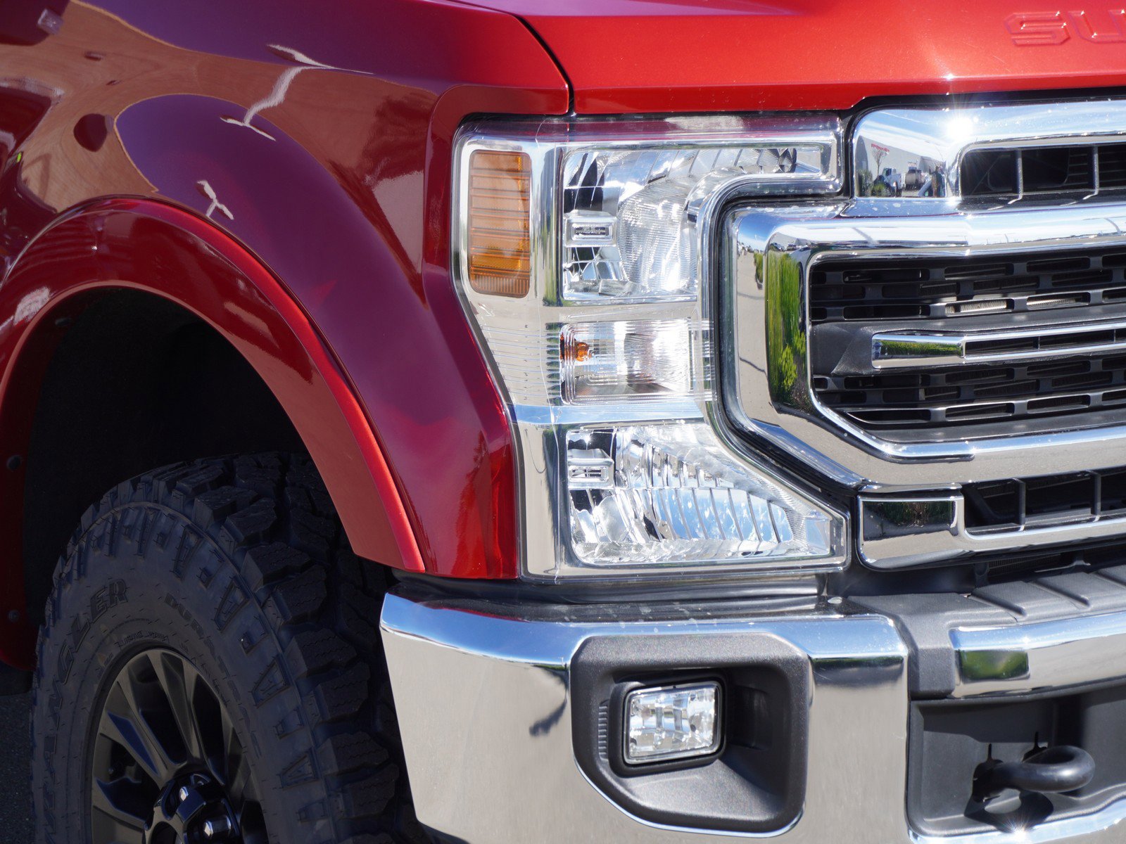 Used 2021 Ford F250 Lariat w/ Tremor Off-Road Package image 3