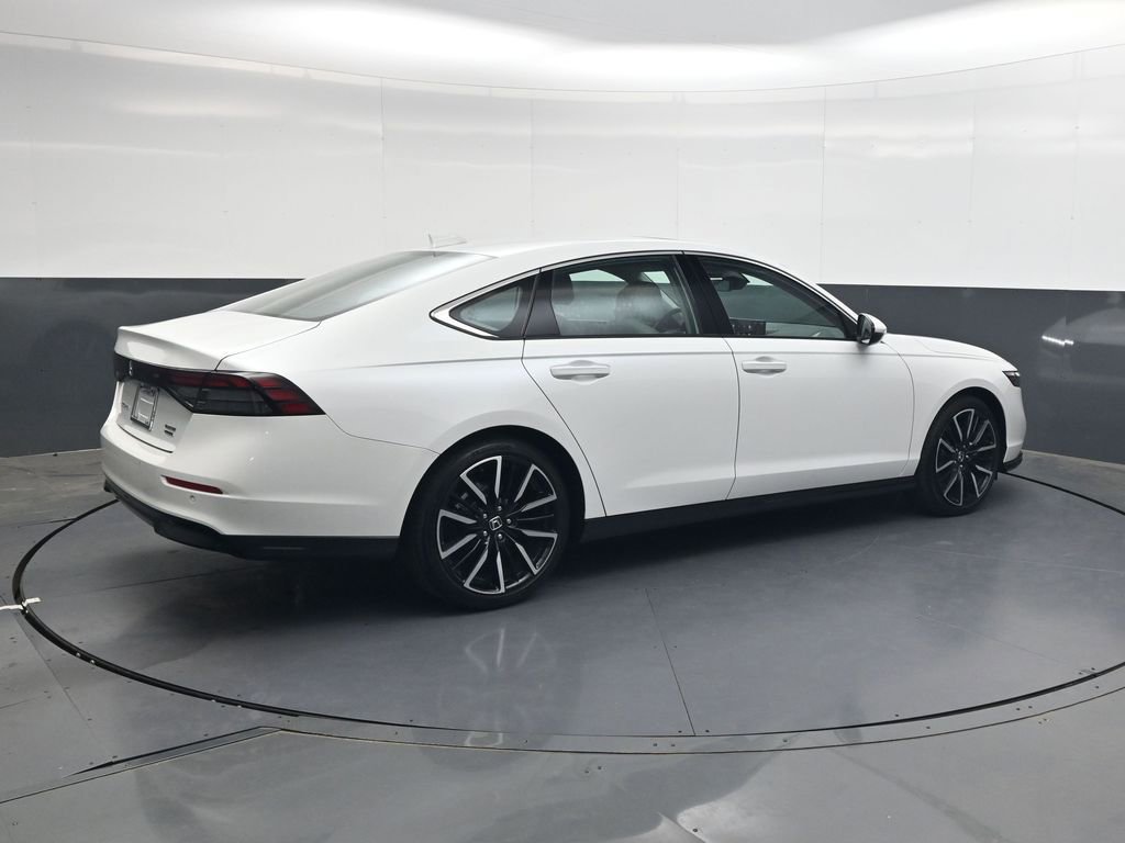 Certified 2024 Honda Accord Touring image 4