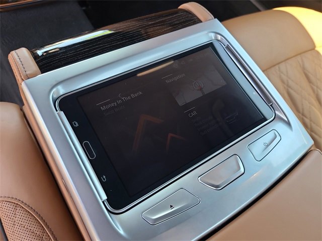 Used 2022 BMW 750i xDrive w/ Luxury Rear Seating Package image 12