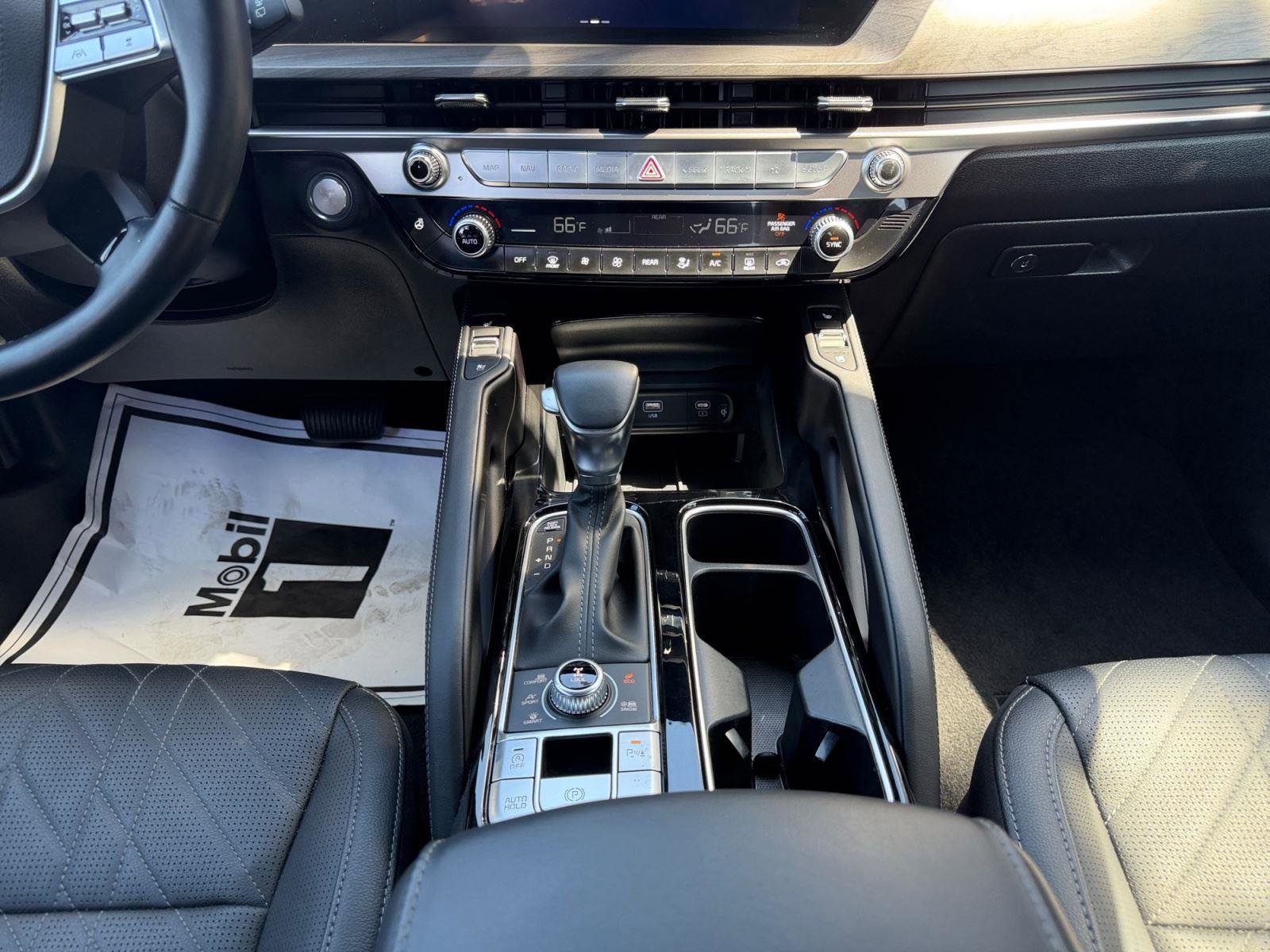 Used 2025 Kia Telluride EX X-Line image 32