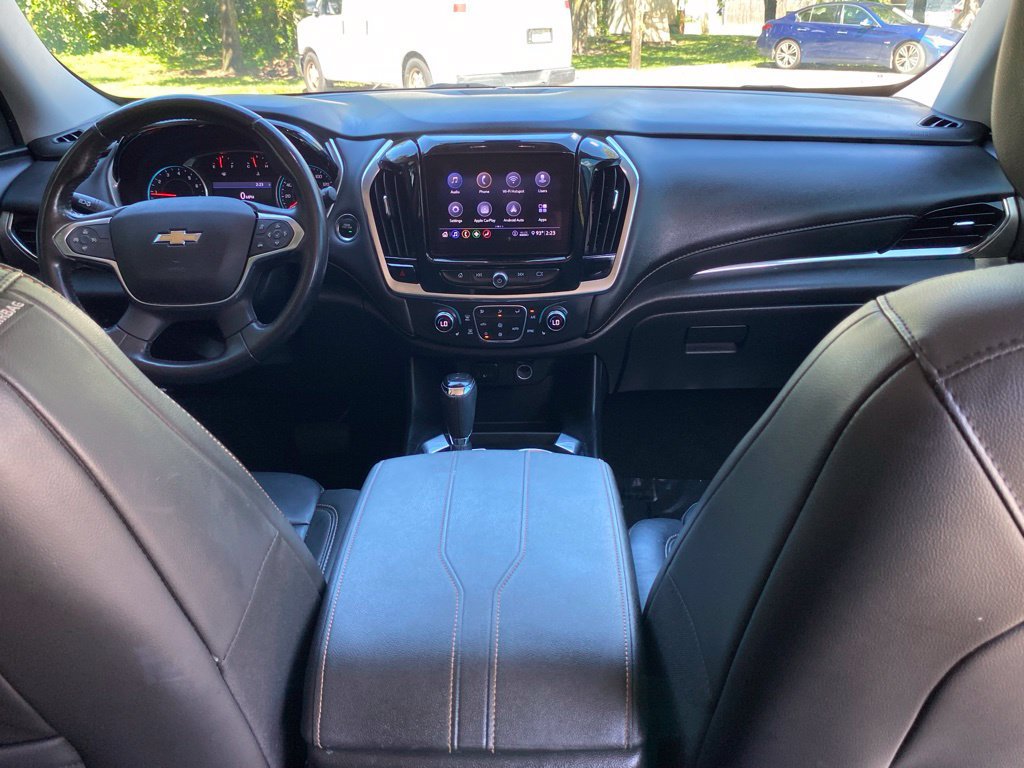 Used 2020 Chevrolet Traverse LT FWD image 22