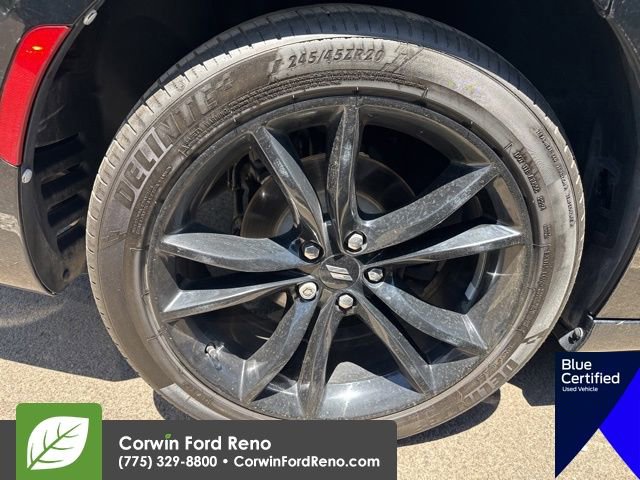 Used 2018 Dodge Charger SXT w/ Blacktop Package RWD image 15