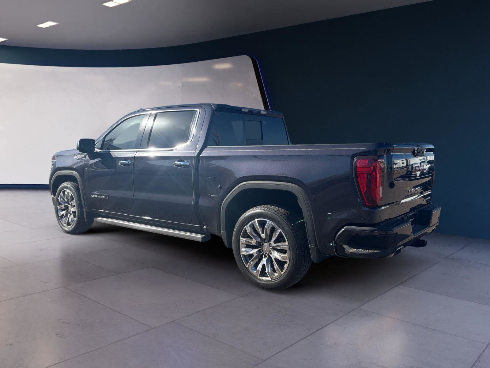 Certified 2023 GMC Sierra 1500 Denali w/ Denali Reserve Package image 3
