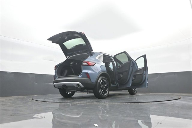 New 2026 Ford Escape Platinum w/ Premium Technology Package image 39