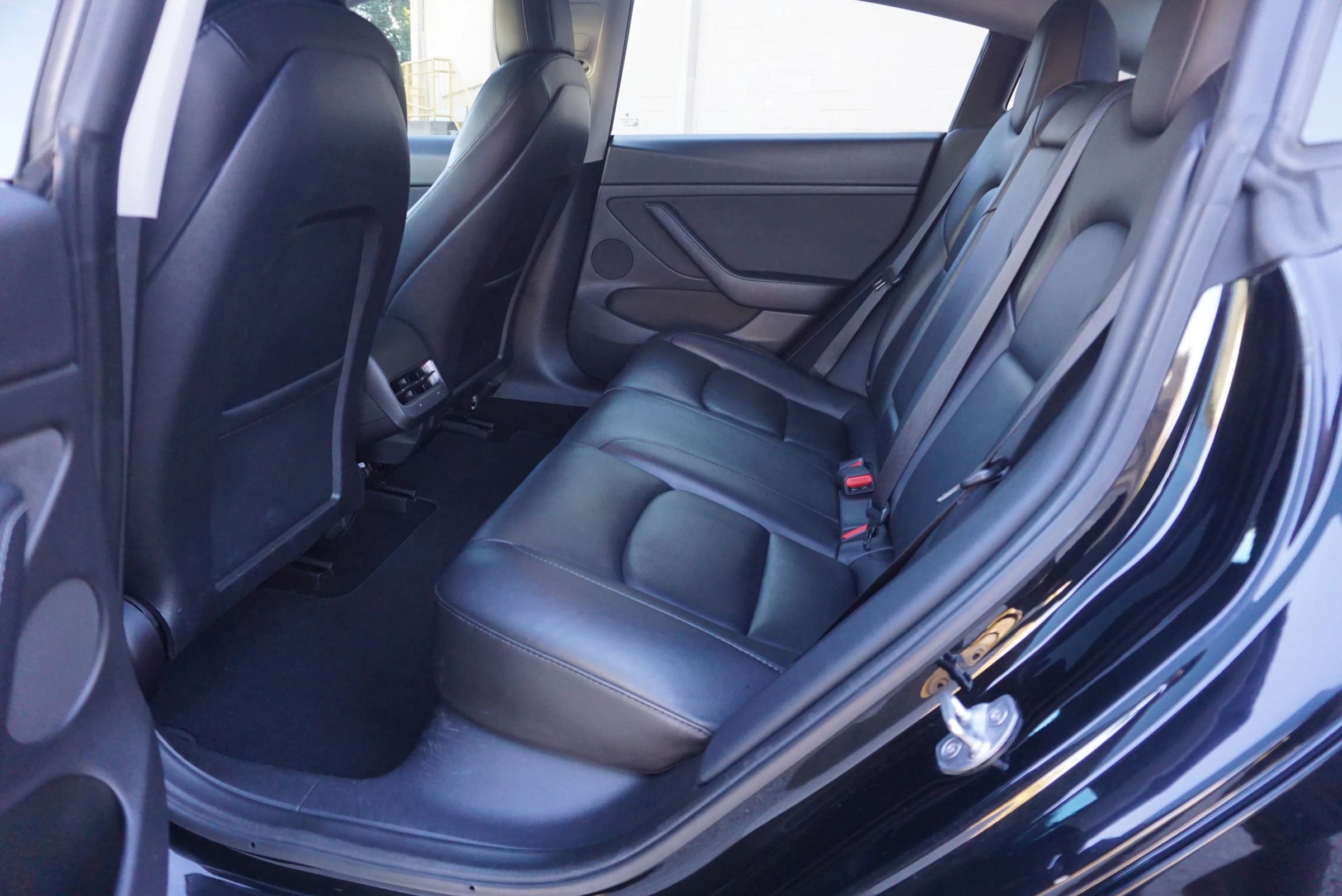 Used 2022 Tesla Model 3 Long Range image 25