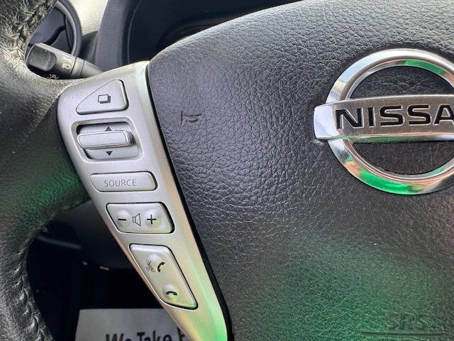 Used 2017 Nissan Versa Note SV image 38