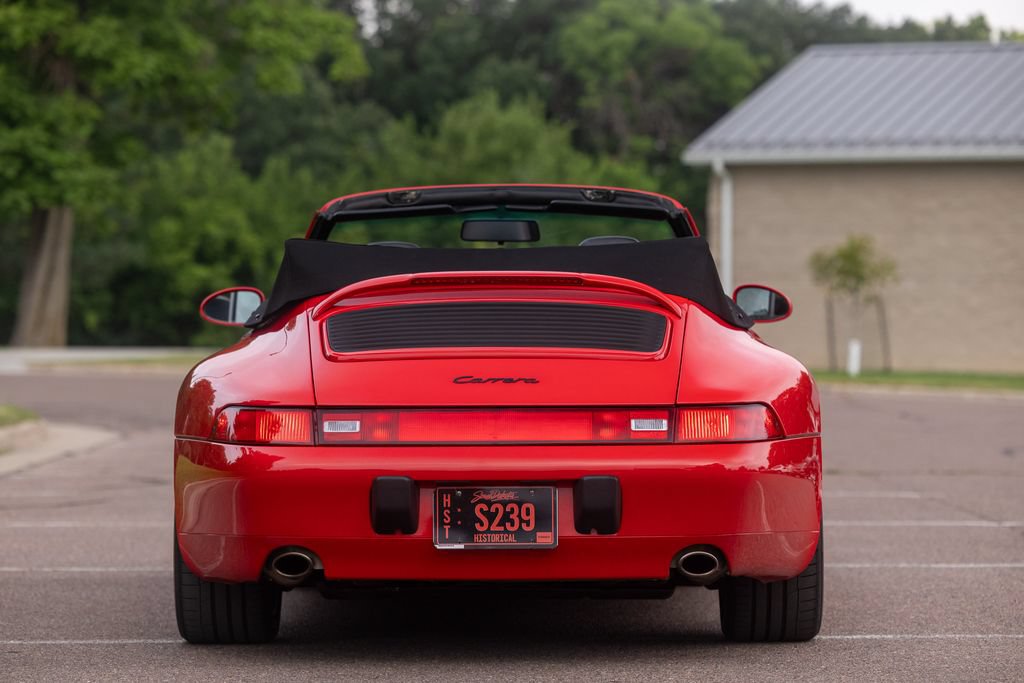 Used 1995 Porsche 911 Carrera RWD image 56