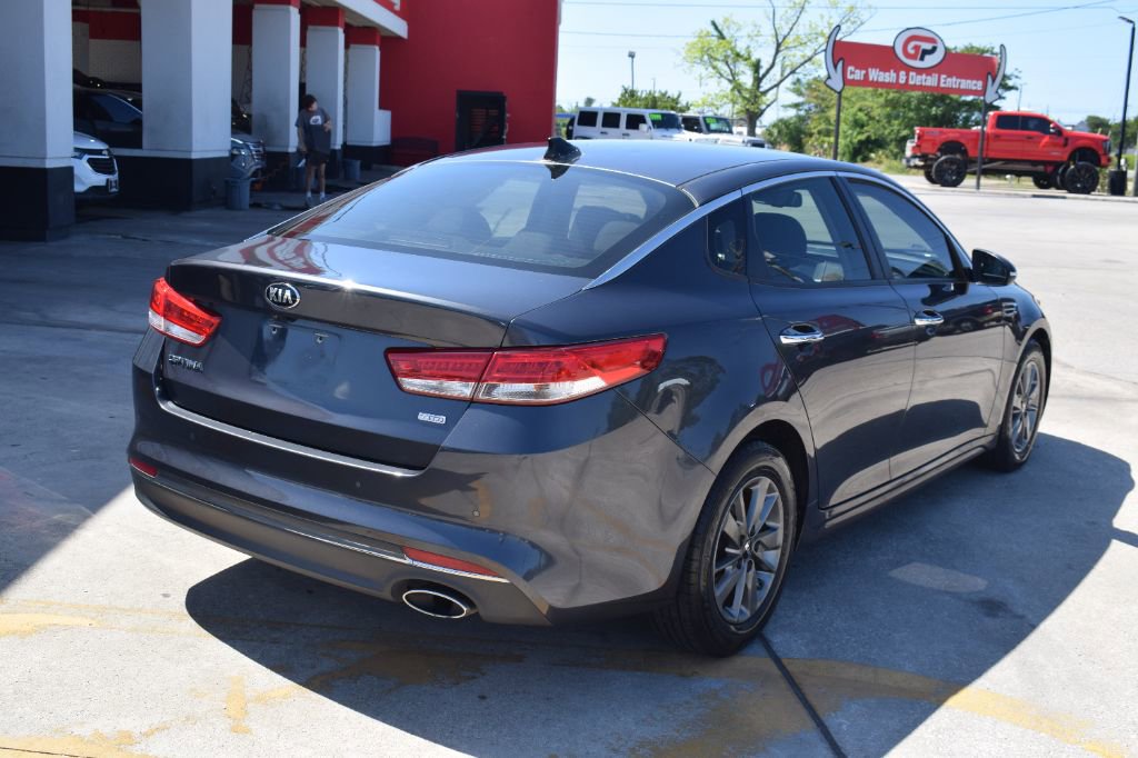 Used 2016 Kia Optima LX w/ Technology Package FWD image 4