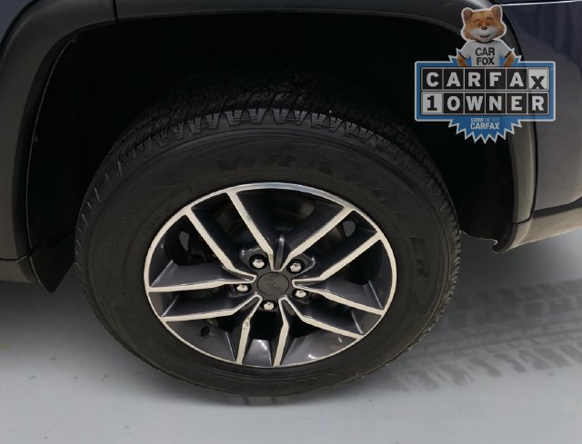 Used 2019 Jeep Grand Cherokee Limited AWD/4WD image 18