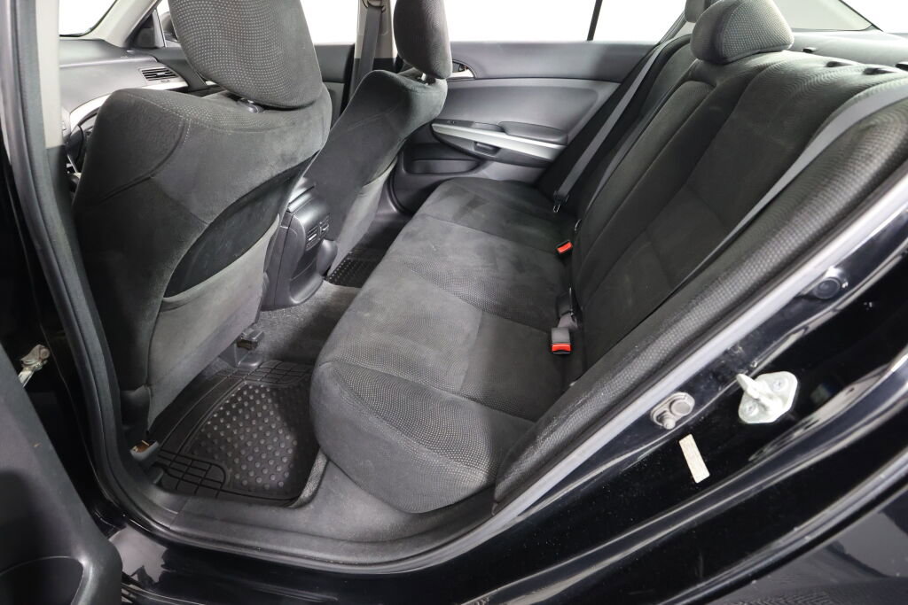 Used 2010 Honda Accord EX image 17