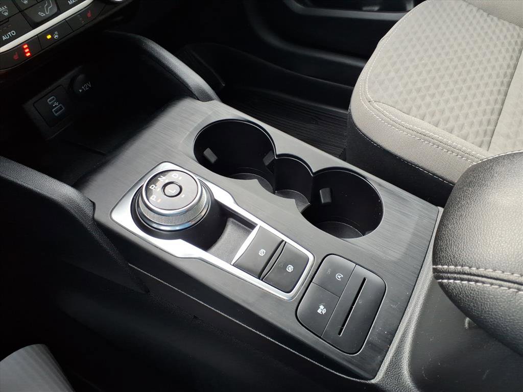Used 2022 Ford Escape SE w/ Cold Weather Package image 20