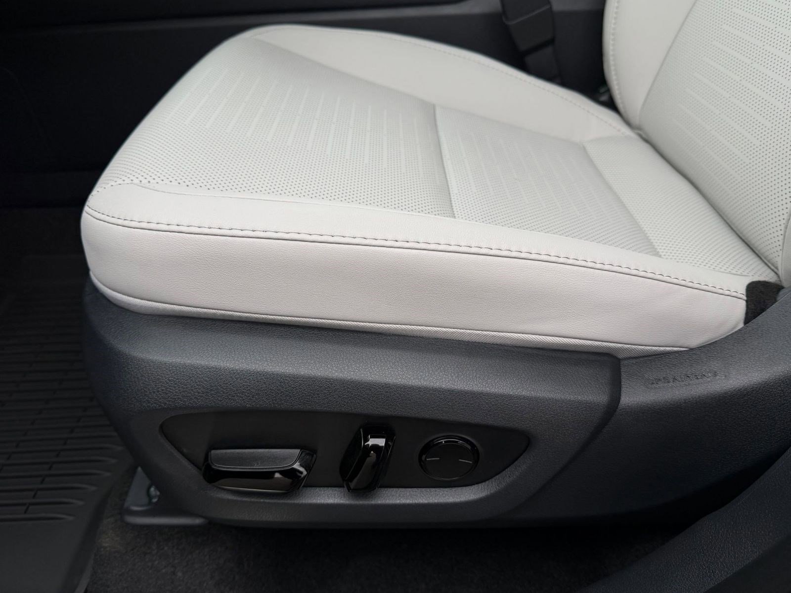 New 2026 Lexus TX 350 AWD image 13