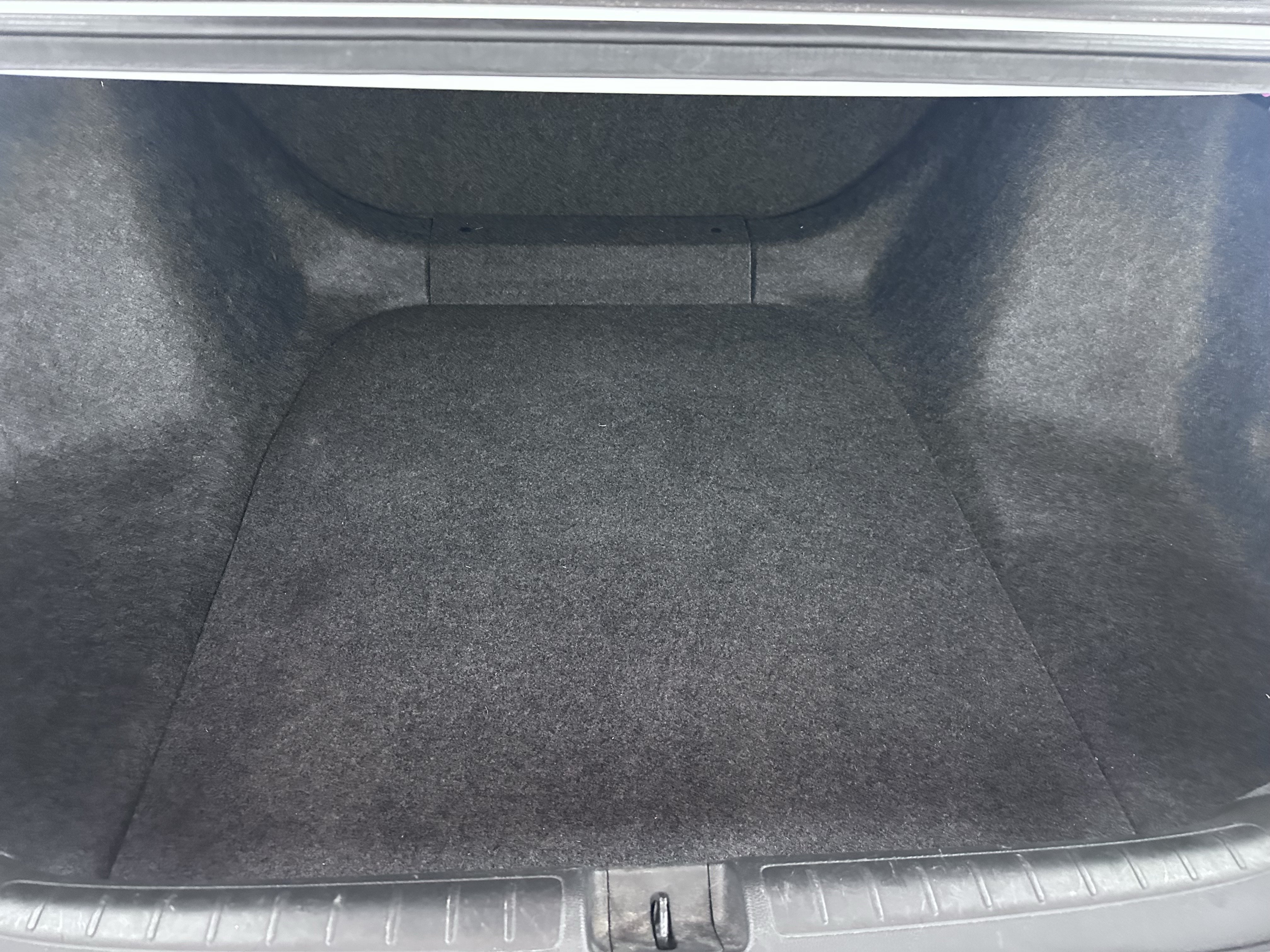 Used 2020 Honda Accord LX image 29