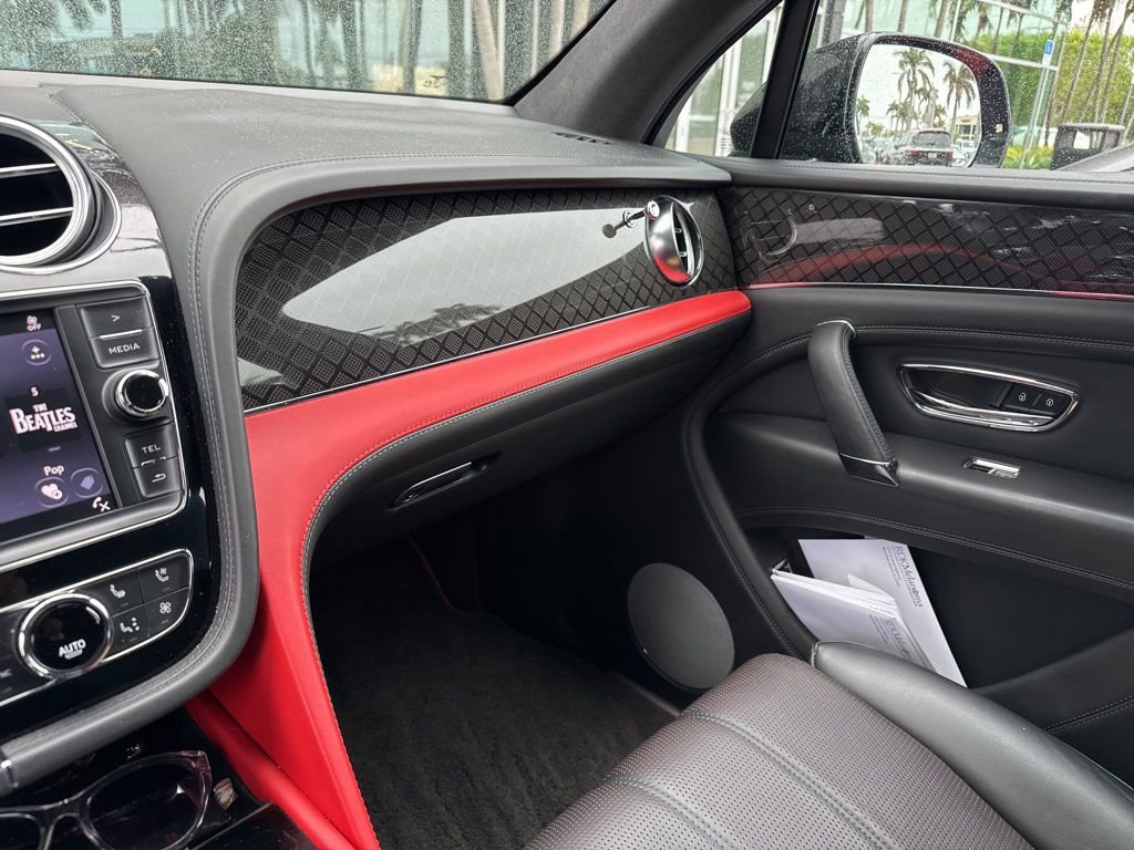 Used 2020 Bentley Bentayga image 5