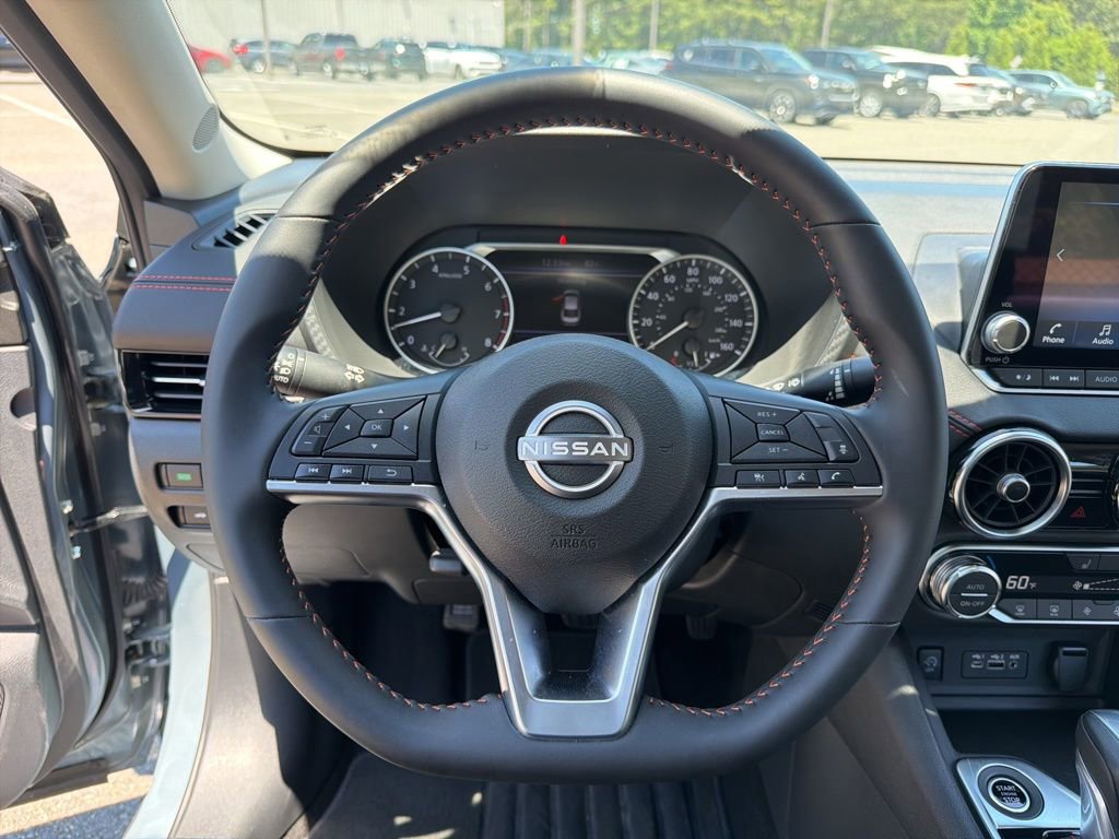 Certified 2025 Nissan Sentra SR w/ Midnight Edition FWD image 15