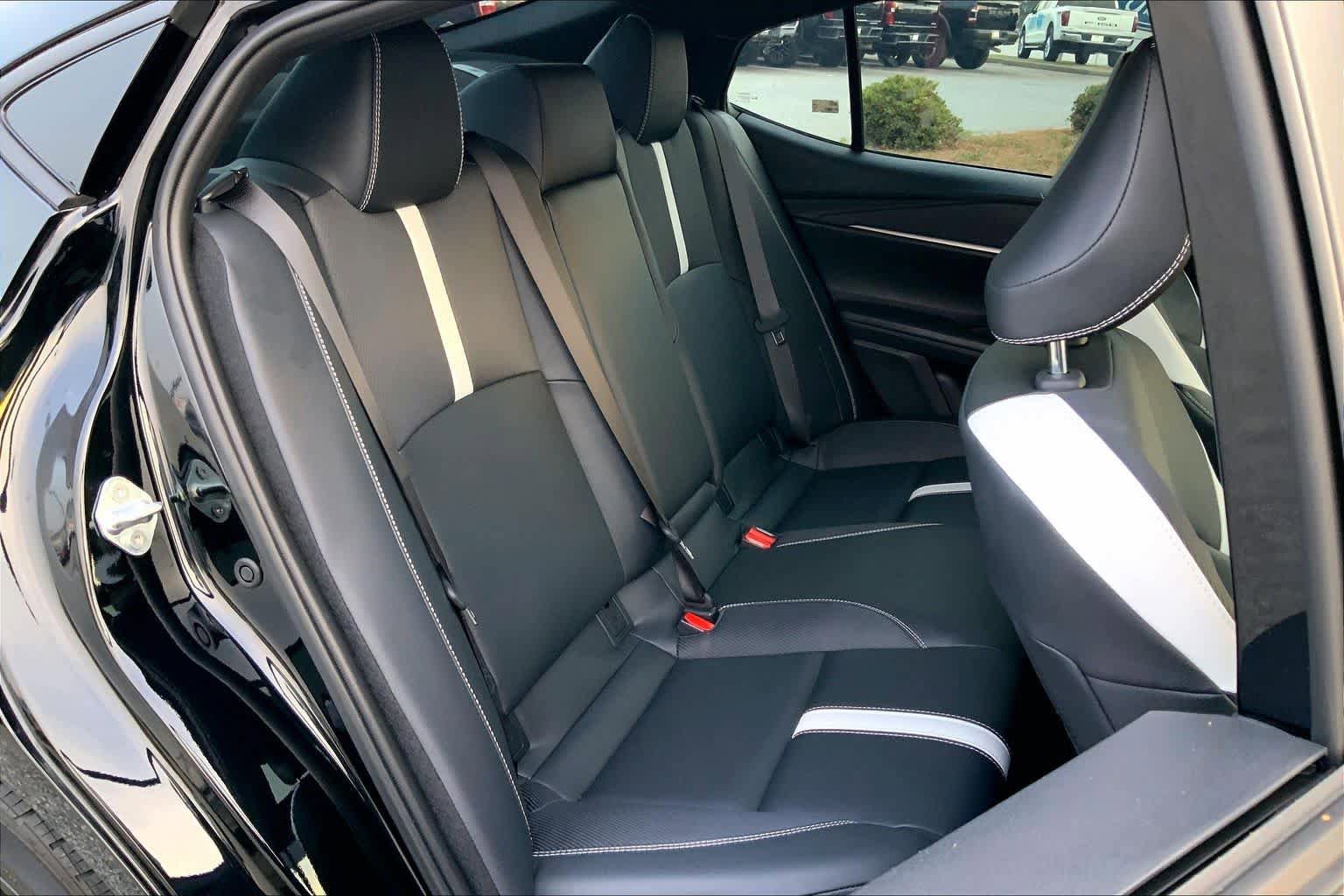 Used 2025 Toyota Camry SE w/ Multimedia Upgrade Package FWD image 19