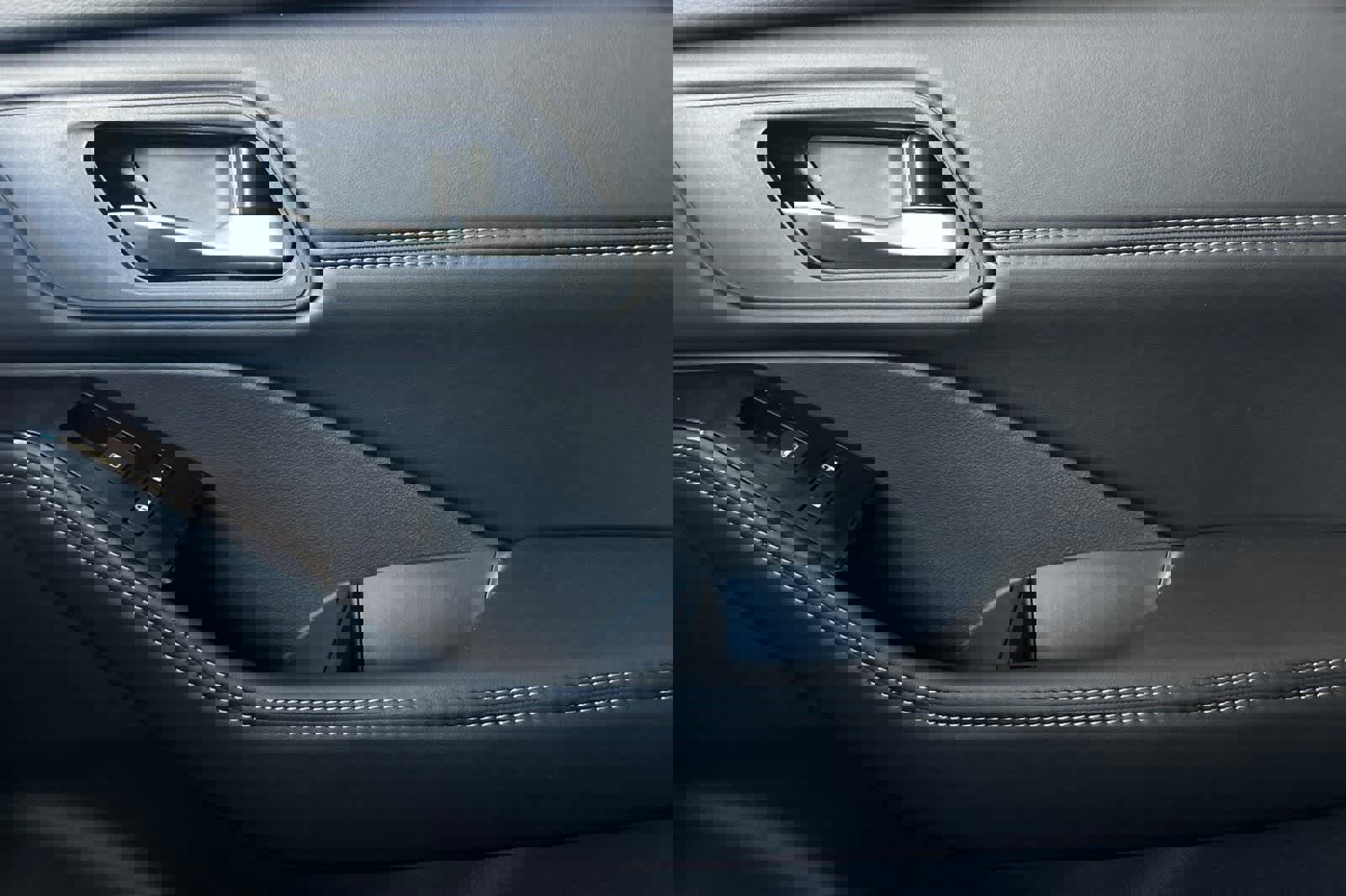 New 2026 Nissan Rogue SV image 20
