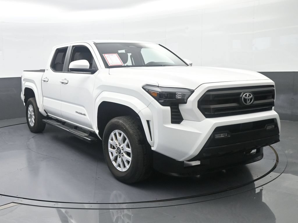 Used 2024 Toyota Tacoma SR5 RWD image 9