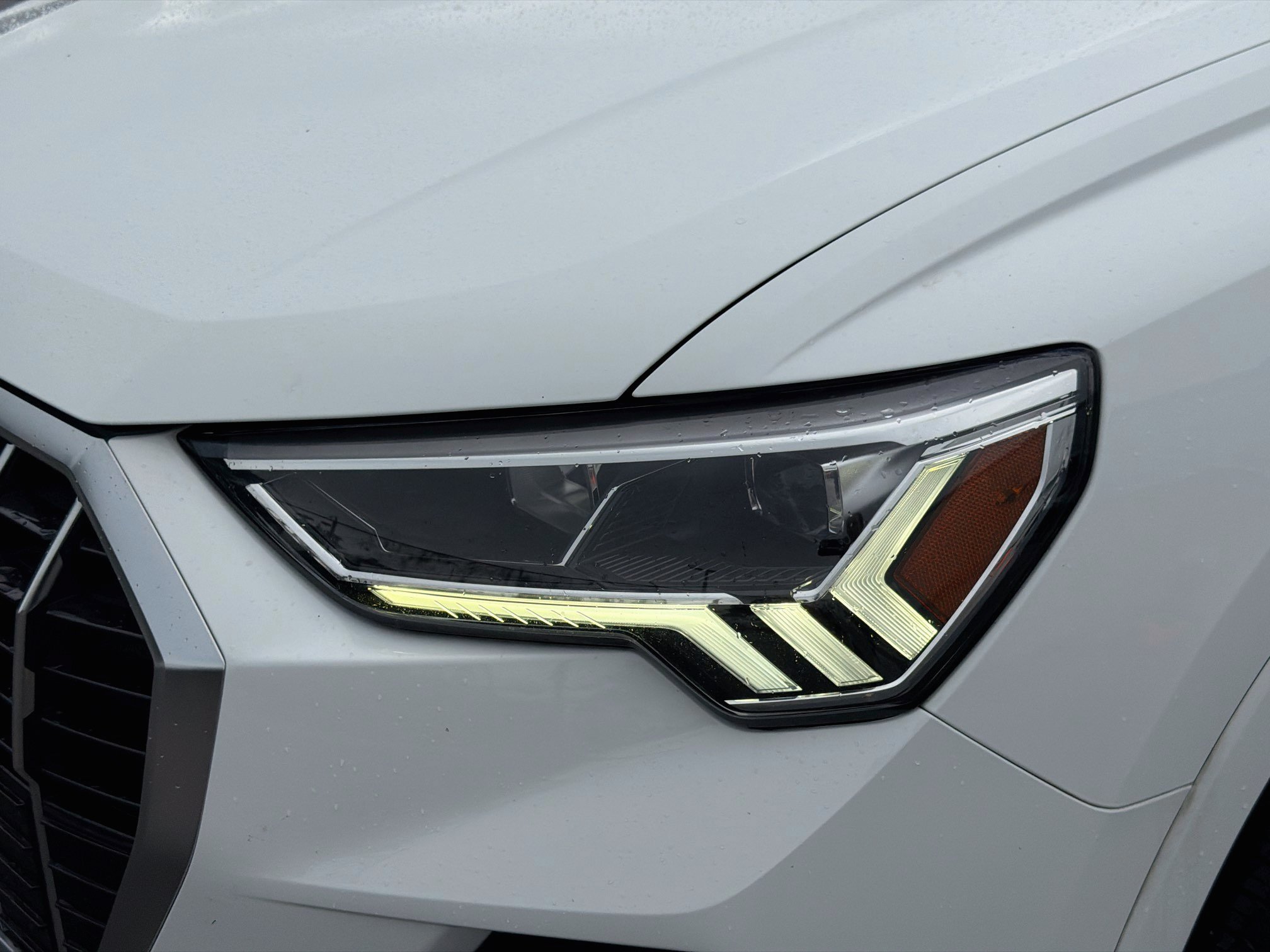 Used 2020 Audi Q3 2.0T Premium Plus AWD/4WD image 9