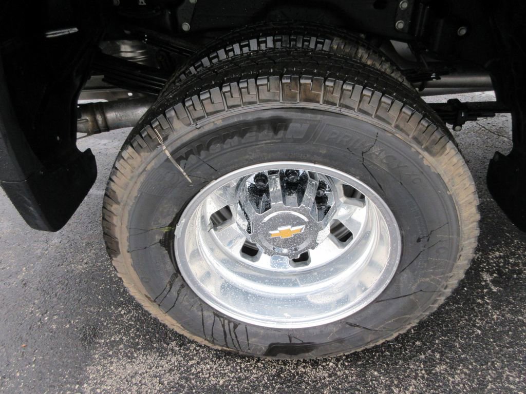 New 2026 Chevrolet Silverado 3500 LT w/ All Star Edition image 11