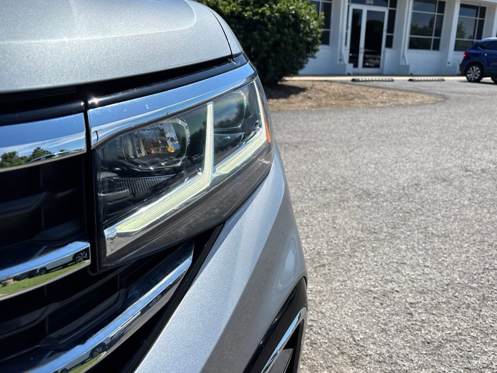 Used 2023 Volkswagen Atlas SEL Premium AWD/4WD image 9