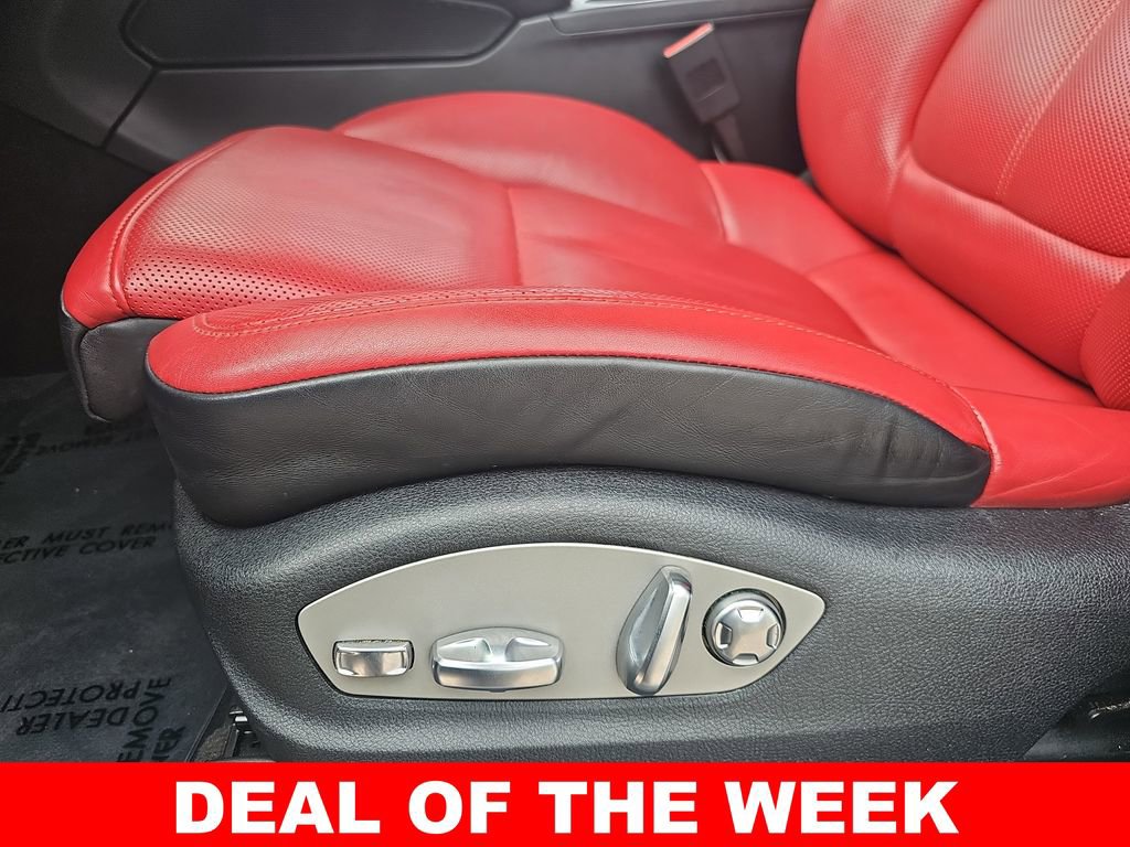 Used 2021 Porsche Macan AWD/4WD image 29