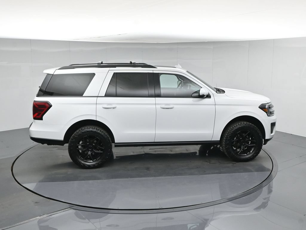 Used 2024 Ford Expedition Limited AWD/4WD image 48
