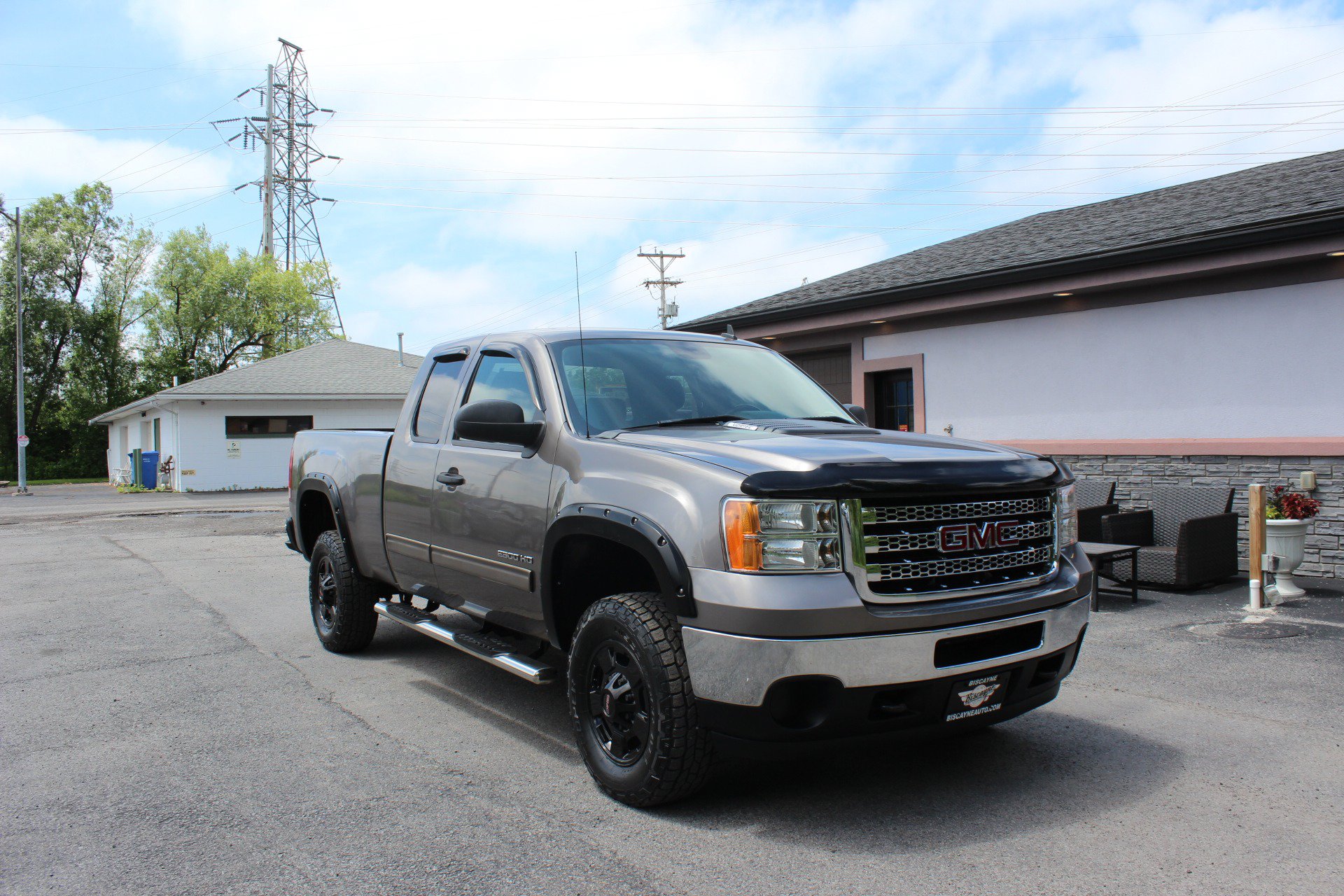 Used 2012 GMC Sierra 2500 SLE w/ Snow Plow Prep Package AWD/4WD image 1