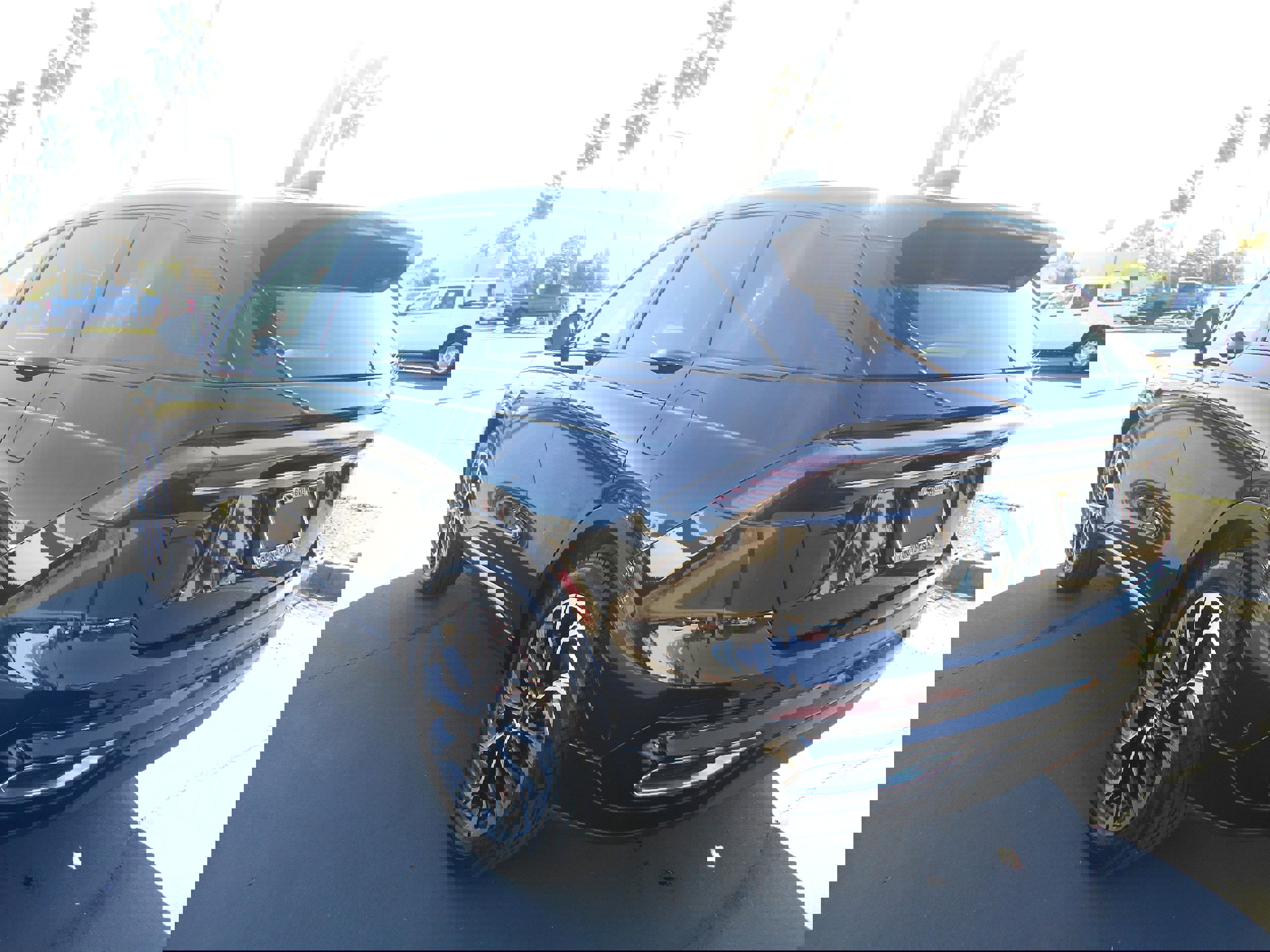 Used 2024 Lincoln Nautilus Reserve w/ Equipment Group 203A image 4