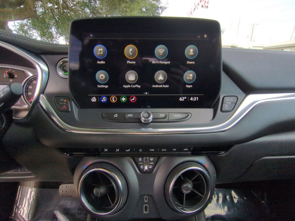 Used 2023 Chevrolet Blazer LT image 17