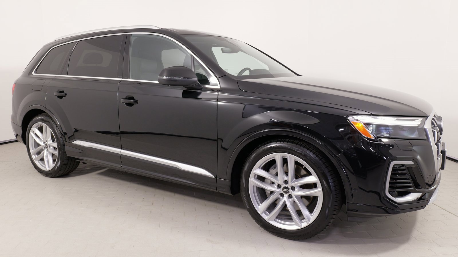 Used 2025 Audi Q7 3.0T Premium Plus w/ Premium Plus Package image 10