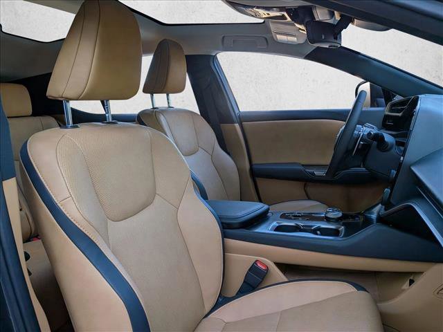 Used 2024 Lexus RZ 300e Premium image 18