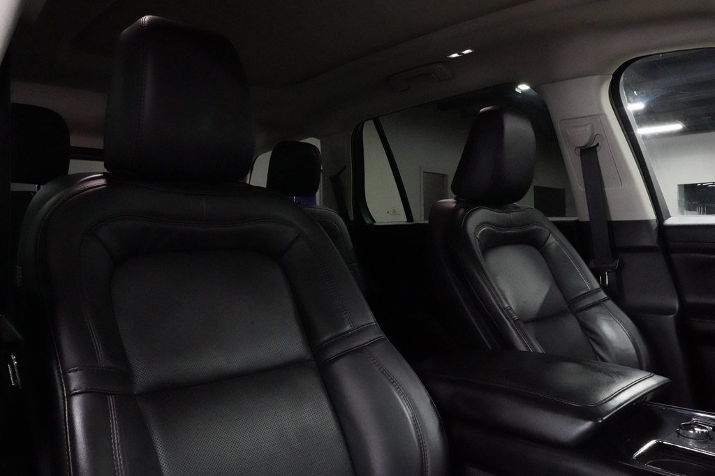 Used 2023 Lincoln Aviator Grand Touring AWD/4WD image 35