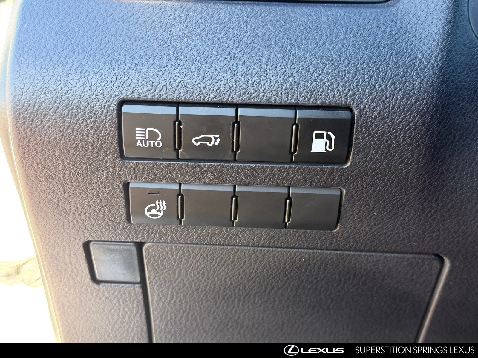 Used 2020 Lexus RX 450h AWD w/ Premium Package image 23
