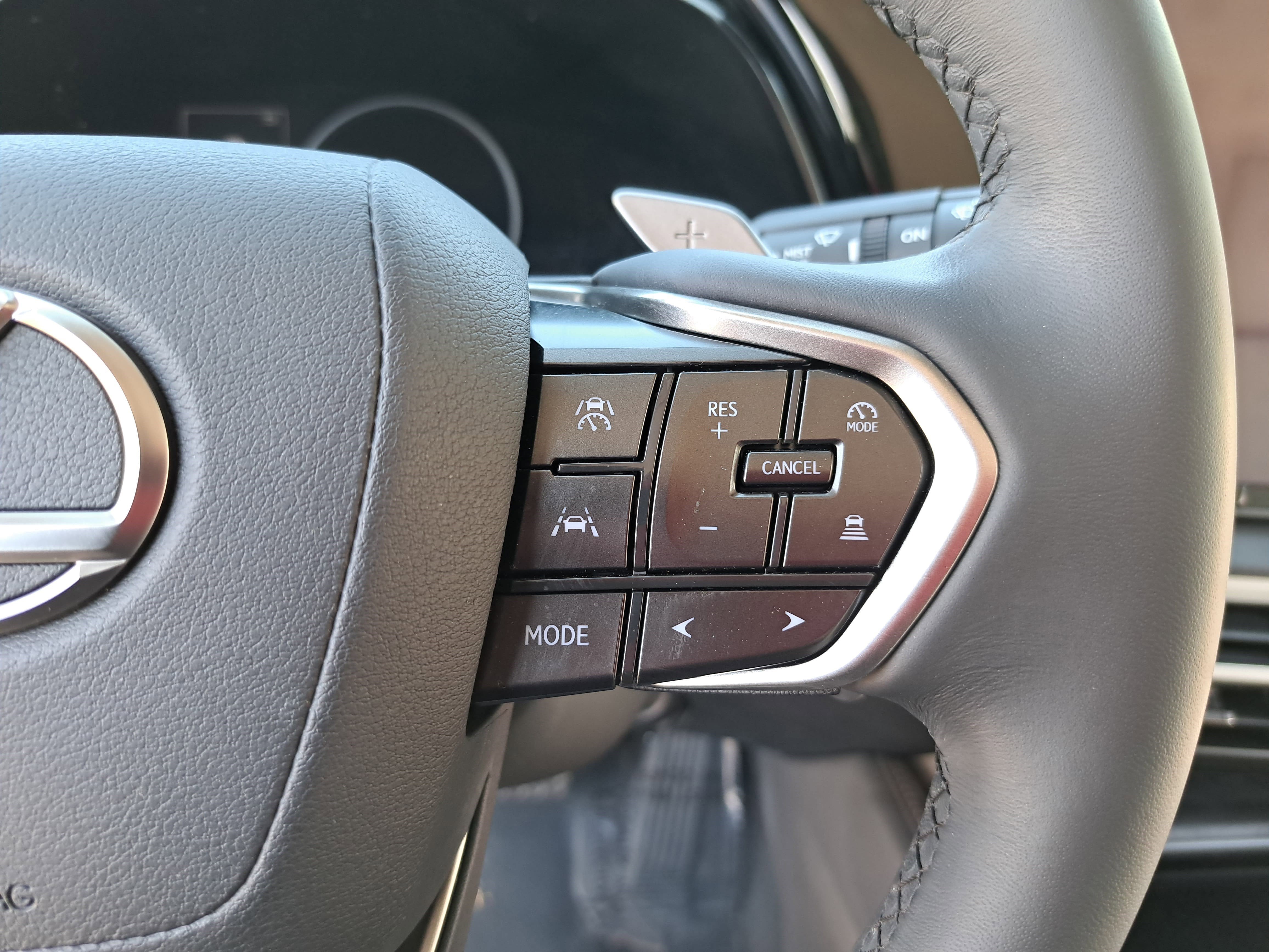 Used 2023 Lexus RX 350 FWD w/ Accessory Package (Z1) image 18