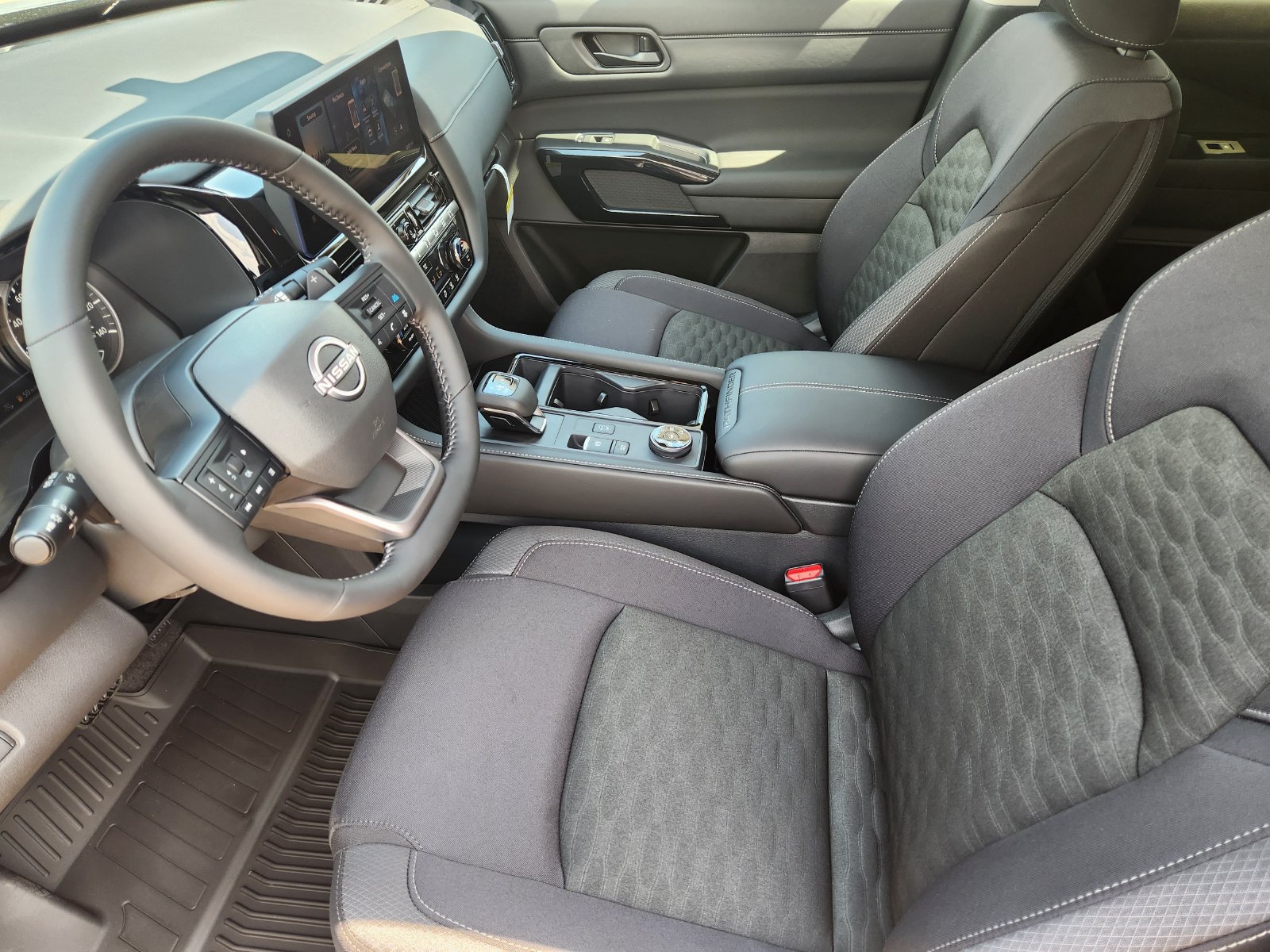 New 2026 Nissan Pathfinder SV AWD/4WD image 12