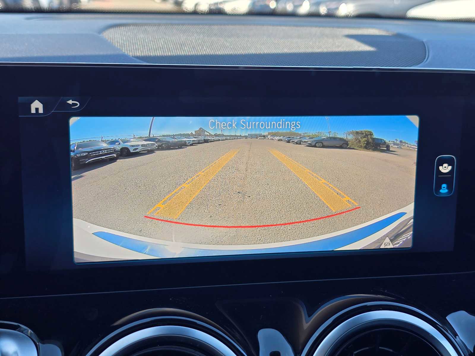 Used 2026 Mercedes-Benz GLB 250 image 30