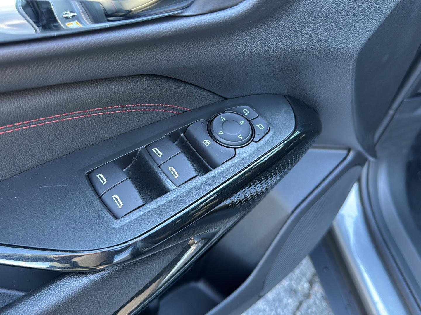 New 2026 Chevrolet Trax RS w/ Driver Confidence Package image 27