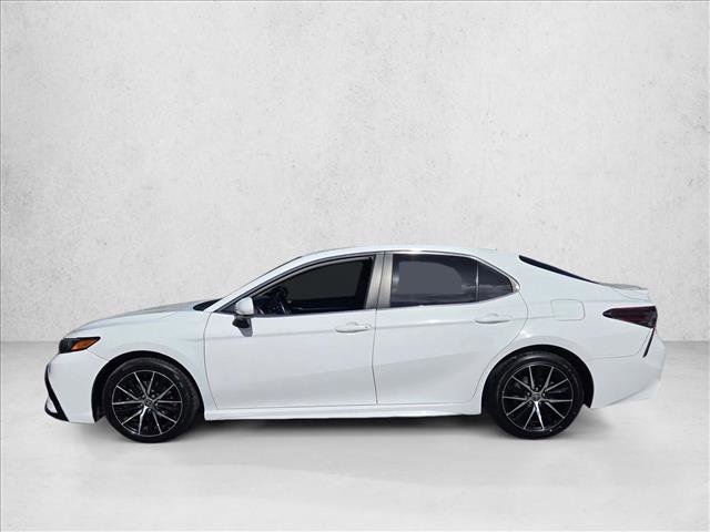 Used 2021 Toyota Camry SE image 8