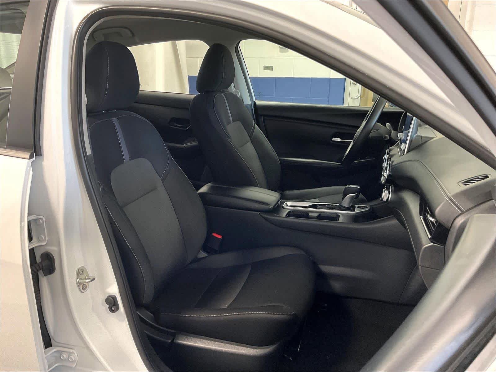 Certified 2025 Nissan Sentra SV FWD image 11
