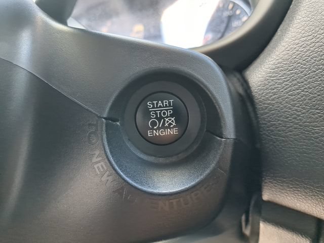 Used 2022 Jeep Renegade Latitude w/ Convenience Group AWD/4WD image 34
